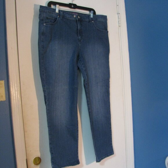 Gloria Vanderbilt Jeans Plus Size 18WS 18 Short Amanda Fit Straight Leg Basic - Picture 4 of 7